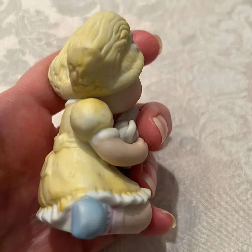 Vintage 1984 Cabbage Patch “special thoughts for special people” figurine EVC